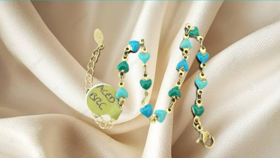 BRAZALETE DE RESINA DE CORAZON VERDE