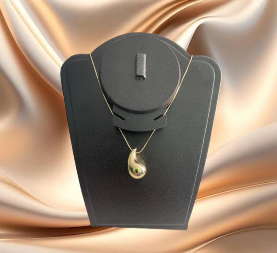 COLLAR GOTA DE AGUA