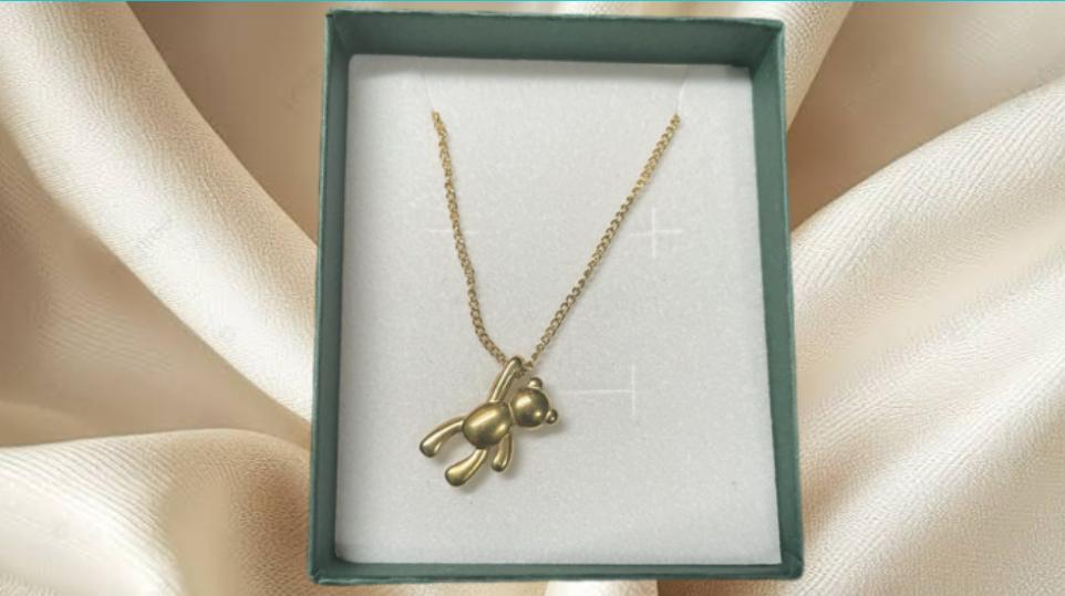 CADENA CON DIJE DE OSO DORADO