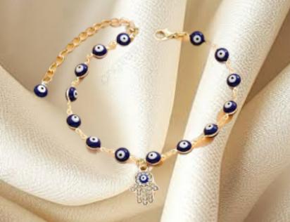 ELEGANTE TOBILLERA DE MANO DE FATIMA CON COLGANTE DE CHAPA DE ORO 14K